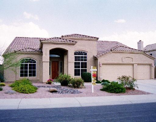 15837 S 13th Ave., Phoenix, AZ 85045