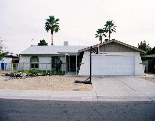 2925 W Villa Rita Dr., Phoenix, AZ 85053