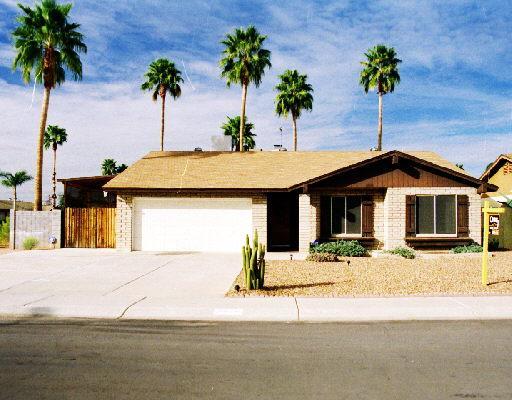 3526 W Danbury Dr., Glendale, AZ 85308