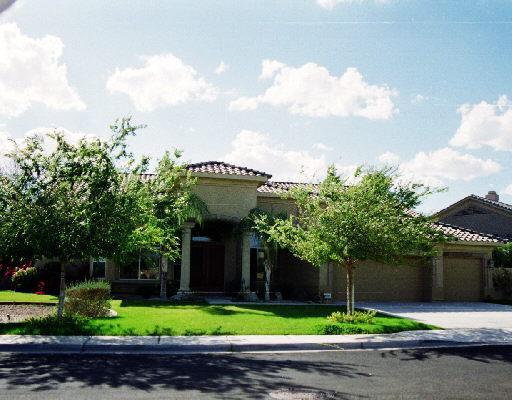 1092 N Roosevelt Ave., Chandler, AZ 85226