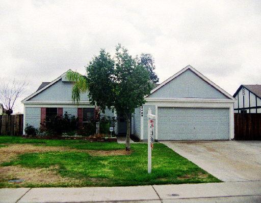 8409 W Larkspur Dr., Peoria, AZ 85381