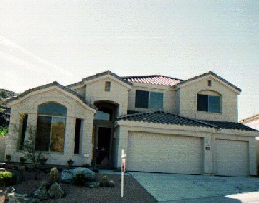 327 E Hiddenview Dr., Phoenix, AZ 85048