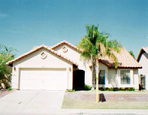 2722 E Rockledge Rd., Phoenix, AZ 85048