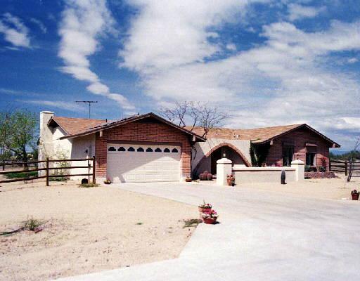 2642 E Cloud Rd., Phoenix, AZ 85027