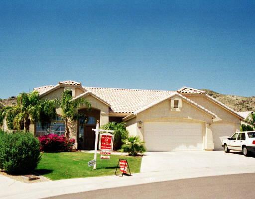 2032 E Indigo Brush Rd., Phoenix, AZ 85048