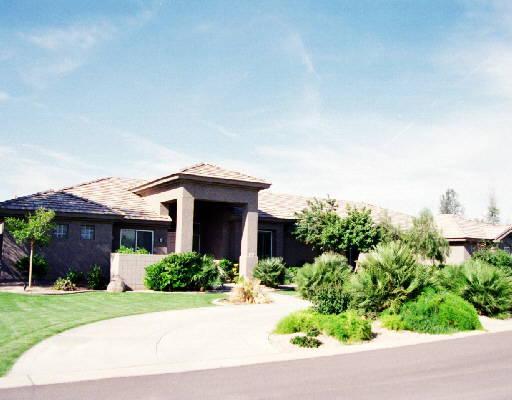 717 E John Henry Ln., Gilbert, AZ 85296