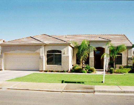82 E Spur Ave., Gilbert, AZ 85296