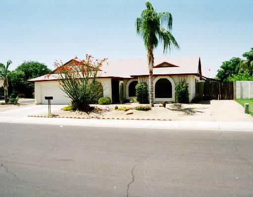 9902 N 65th Ave., Glendale, AZ 85302