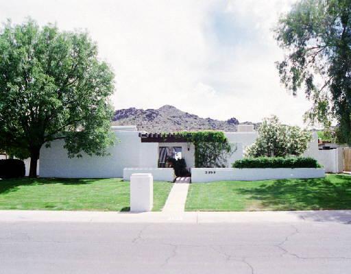 3359 E Las Rocas Dr., Phoenix, AZ 85028