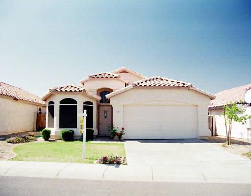 2223 E Robin Ln., Phoenix, AZ 85024