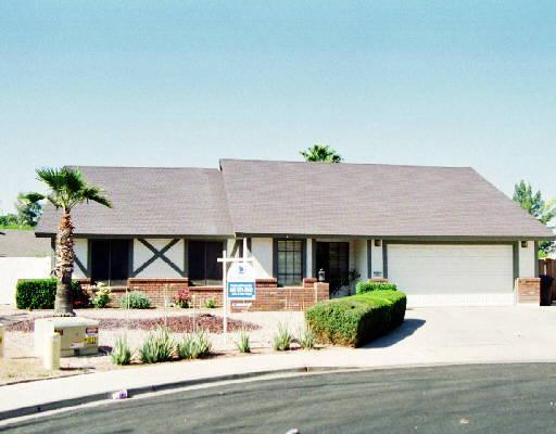 2827 E Downing Cir., Mesa, AZ 85213