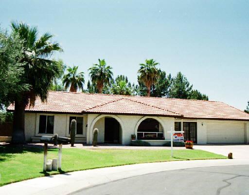 2041 S Henkel, Mesa, AZ 85202