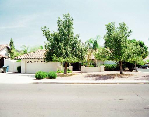 1009 E Paradise Ln., Phoenix, AZ 85022