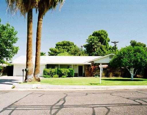 1758 E Tuckey Ln., Phoenix, AZ 85016