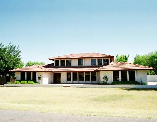 2516 W Loughlin Dr., Chandler, AZ 85224