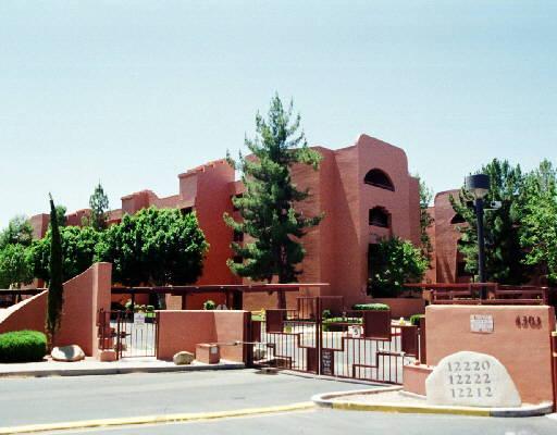 12212 N Paradise Village Pkwy. #422C, Phoenix, AZ 85032