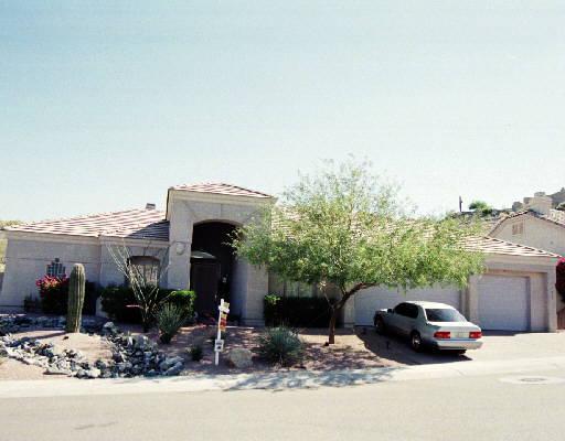 917 E Cathedral Rock Dr., Phoenix, AZ 85048