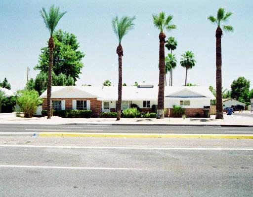 3415 E Camelback Rd., Phoenix, AZ 85018