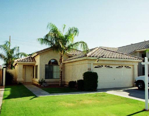 1712 E Aspen Way, Gilbert, AZ 85234