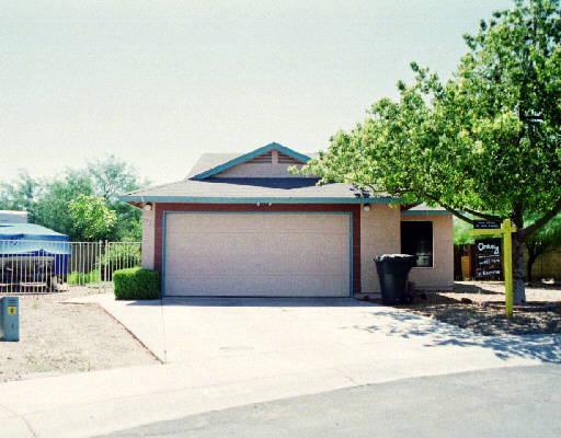 1721 E Greenway Cir., Phoenix, AZ 85040