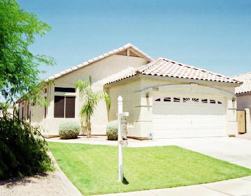 15422 S 42nd St., Phoenix, AZ 85044