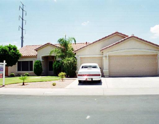 1719 E Park St., Phoenix, AZ 85040