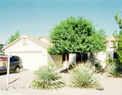 832 N Falcon Dr., Gilbert, AZ 85234