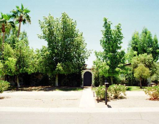 6821 E Belmont Cir., Paradise Valley, AZ 85253