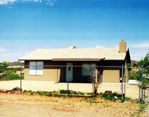 49030 N 24th Ave., New River, AZ 85087