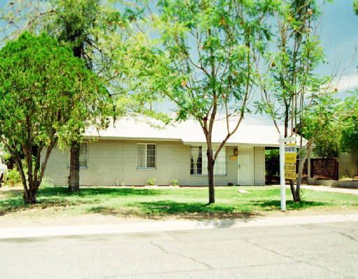 1240 E Mission Ln., Phoenix, AZ 85020