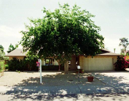 11217 N 42nd St., Phoenix, AZ 85028