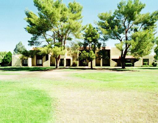 5713 N 44th Ave., Glendale, AZ 85301