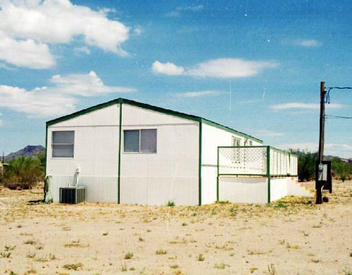 2044 E Scenic St., Apache Junction, AZ 85219