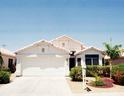 2236 E Ross Ave., Phoenix, AZ 85024