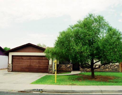 1742 S Linda Cir., Gilbert, AZ 85204