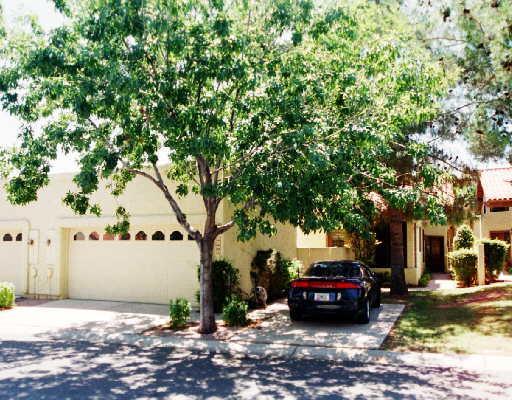 4039 E Paradise Dr., Phoenix, AZ 85028