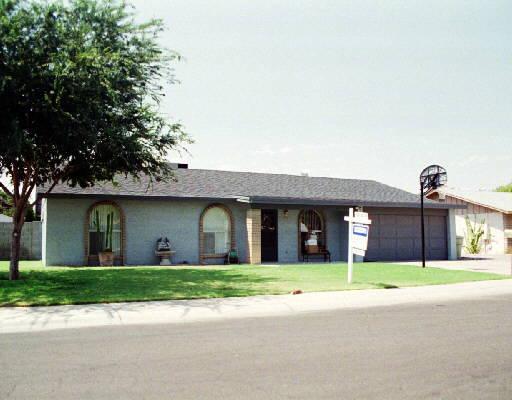 2921 W Villa Maria Dr., Phoenix, AZ 85053