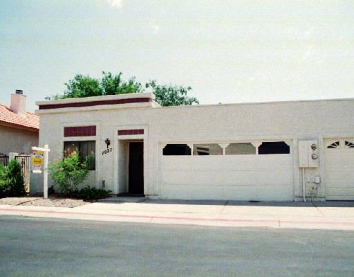 1027 E Charleston Ave., Phoenix, AZ 85022