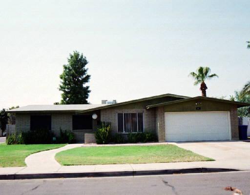 2445 E Pebble Beach Dr., Tempe, AZ 85282