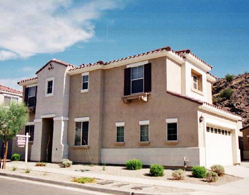 207 W Mountain Sage Ave., Phoenix, AZ 85045