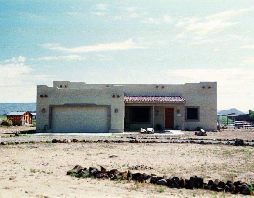 38829 N 21st Ave., Phoenix, AZ 85086