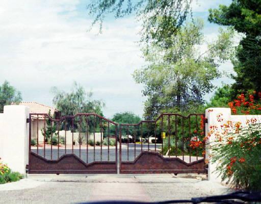 4541 E Cochise Rd., Phoenix, AZ 85028