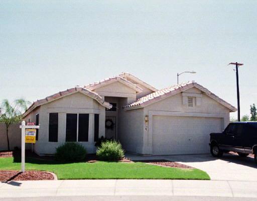 2203 E Ross Ave., Phoenix, AZ 85024