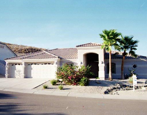 920 E Cathedral Rock Dr., Phoenix, AZ 85048