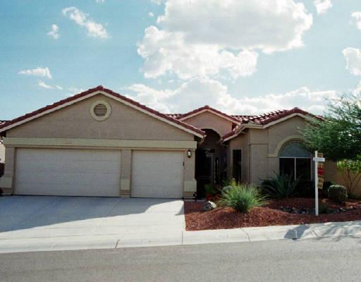 903 E Hiddenview Dr., Phoenix, AZ 85048