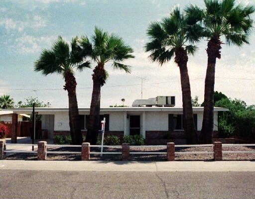 3800 E Laurel Ln., Phoenix, AZ 85028