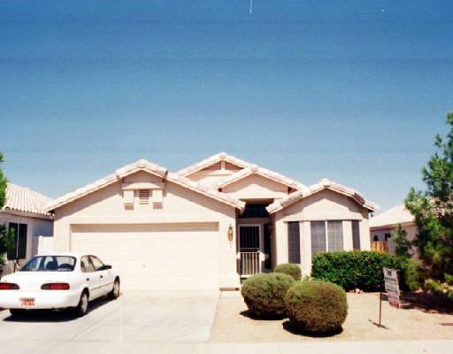 2260 E Monona Dr., Phoenix, AZ 85024