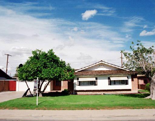 8430 E Oak St., Scottsdale, AZ 85257