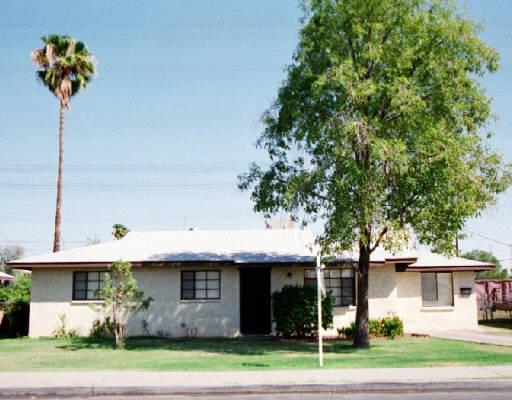 945 S Sirrine St., Mesa, AZ 85210