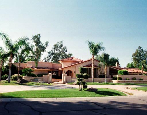 6437 E Caron Dr., Paradise Valley, AZ 85253